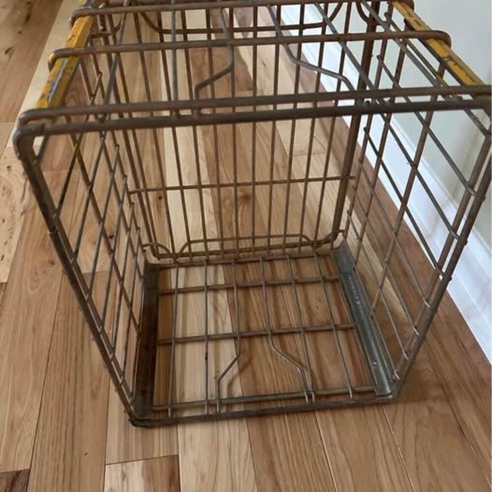 vintage DELLWOOD metal crate -12.5” x 16”